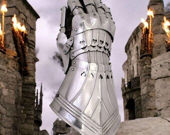 Gothic Medieval Gauntlets, 15th century medieval gauntlets for medieval reenactment