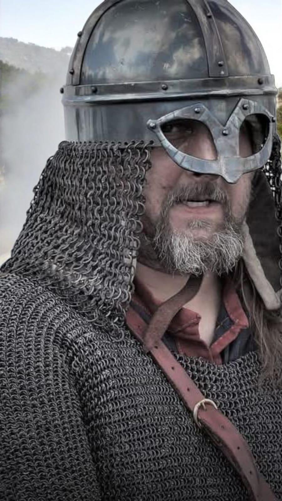 Medieval Maille Hauberk, Chainmail Shirt, 9mm riveted medieval Reenactment shirt