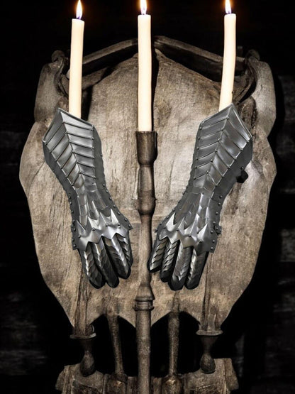 Nazgul gauntlets, medieval gauntlet, LOTR armour for cosplay, LARP and film