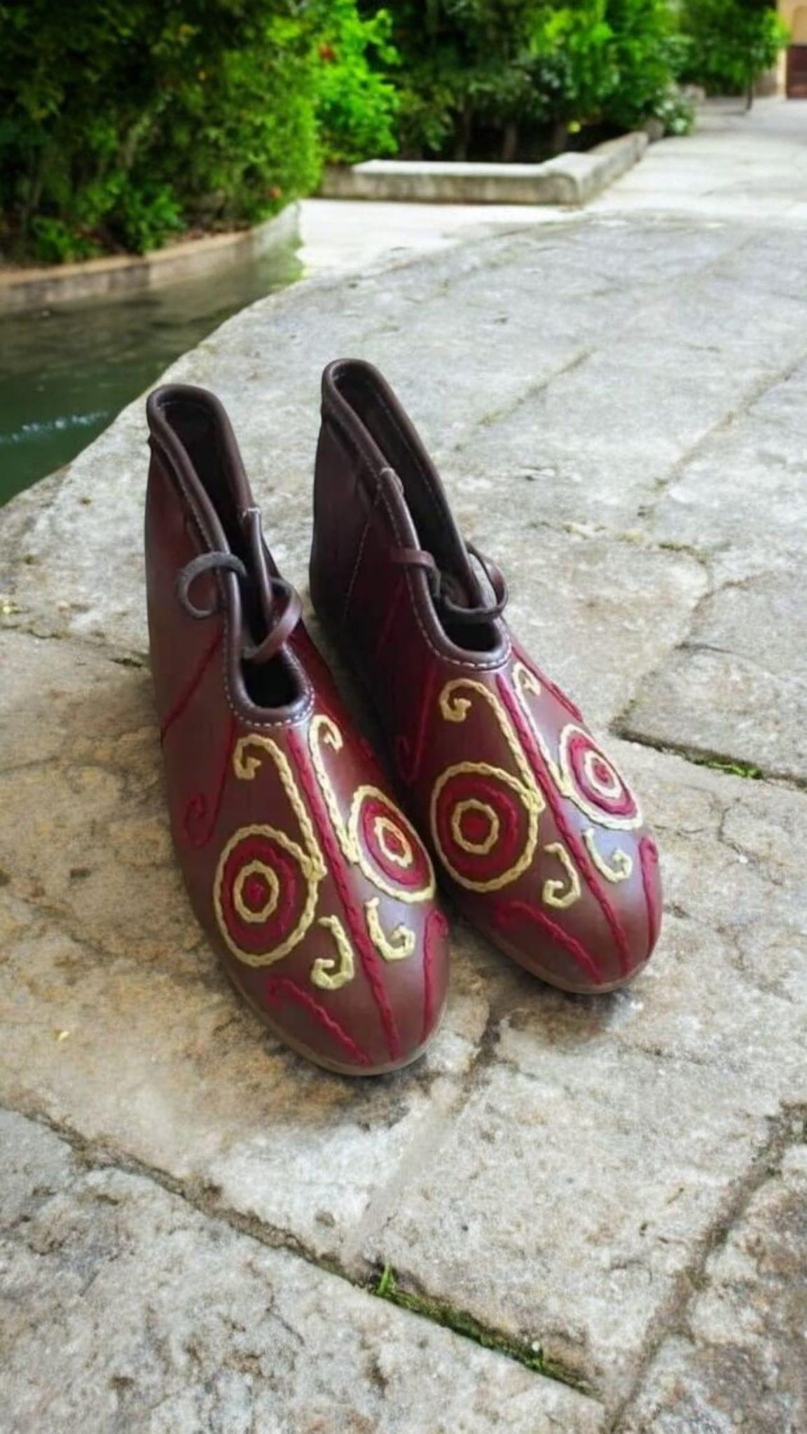 Viking turn shoes, Slavic Opele shoes for reenactment, medieval shoes