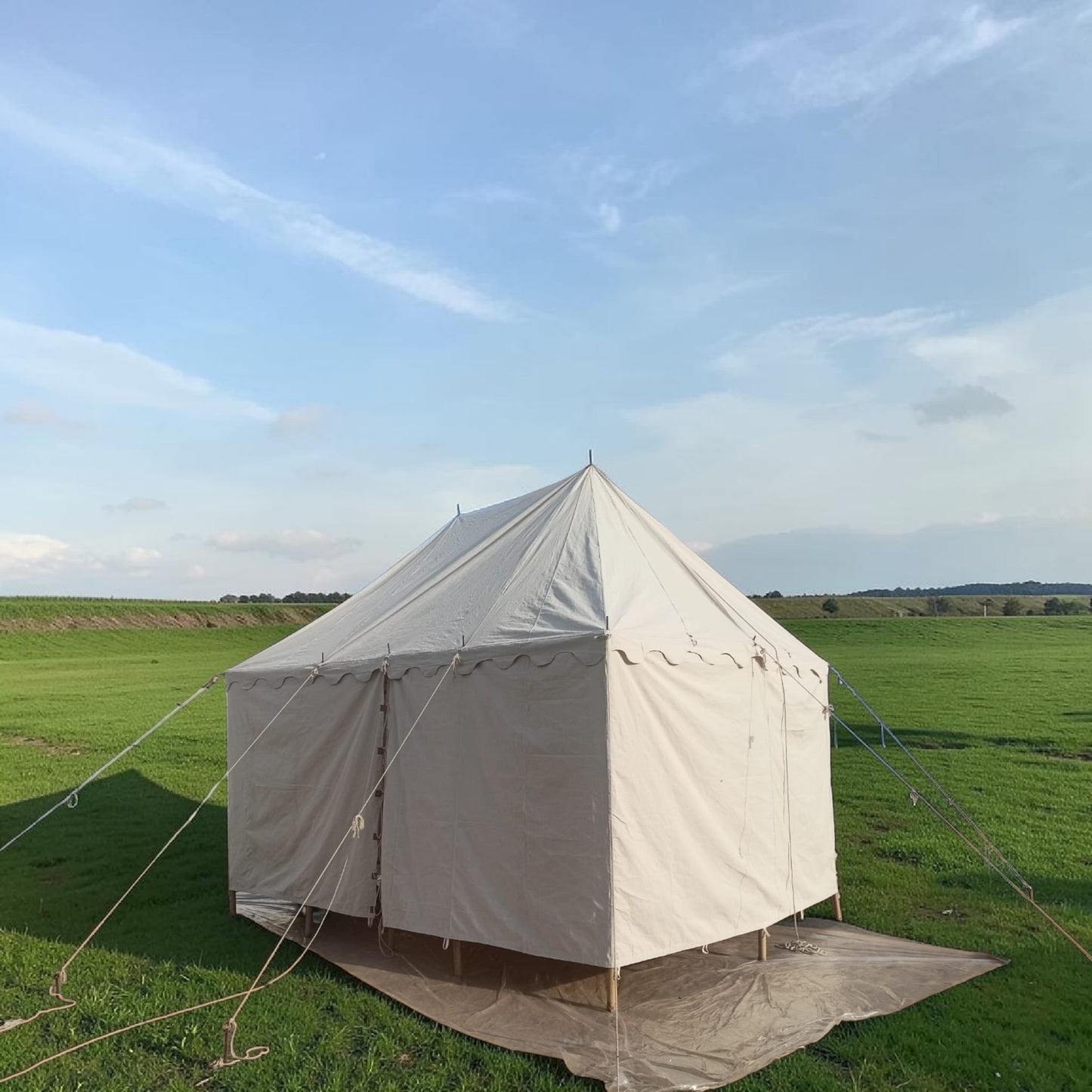 Medieval Tent, Medieval Pavillion Knight Tent for Weddings, Reenactment and LARP.