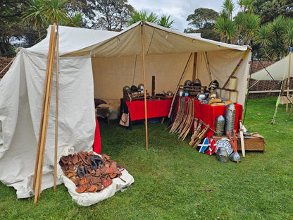 Norman Tent, Medieval tent for Reenactment, saxon. Geteld trade tent, Medieval Traders Tent